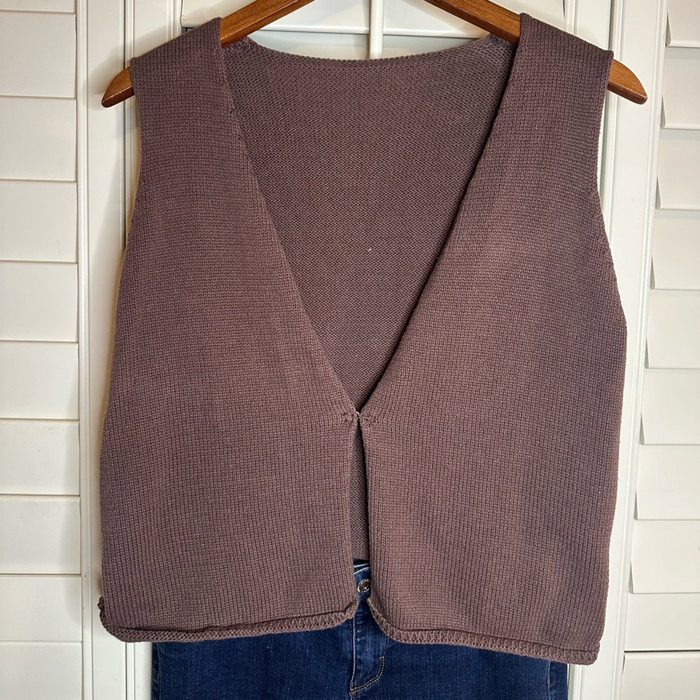 Brown front-close knit vest